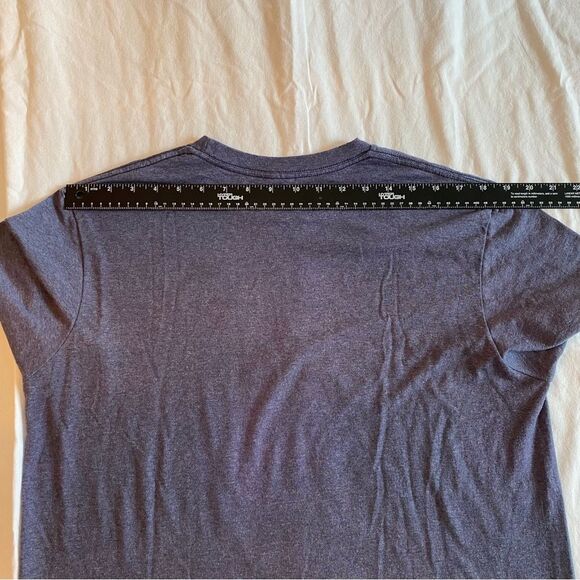 Star Wars T-Shirt Men’s Size Large Dark Blue Millennium Falcon Graphic Tee - Picture 8 of 10